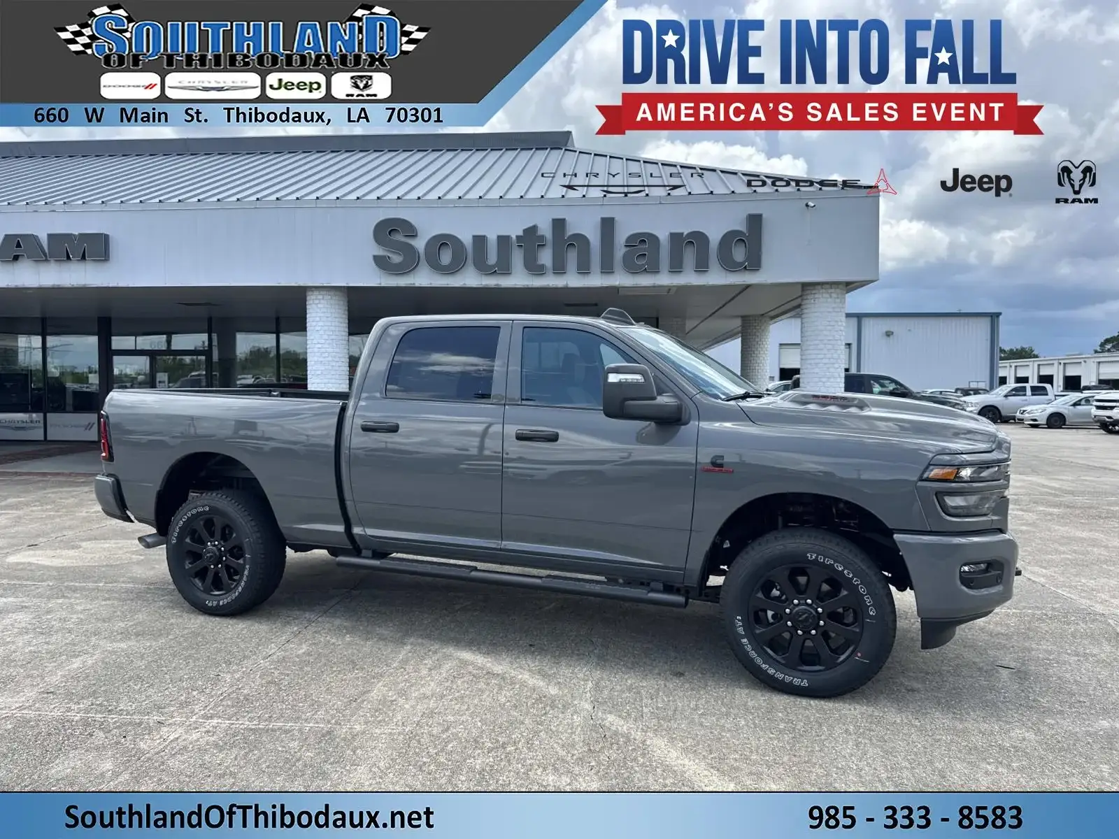2026 RAM 2500 Tradesman/Black Express 4WD Crew Cab SWB photo 1
