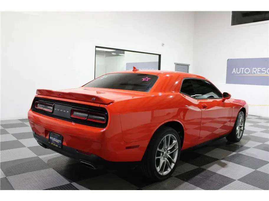 2022 Dodge Challenger GT Auto AWD photo 4