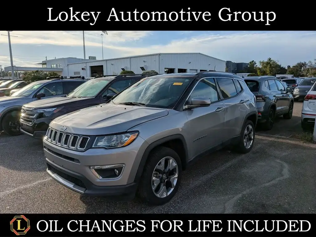 2017 Jeep Compass Limited 4WD photo 1