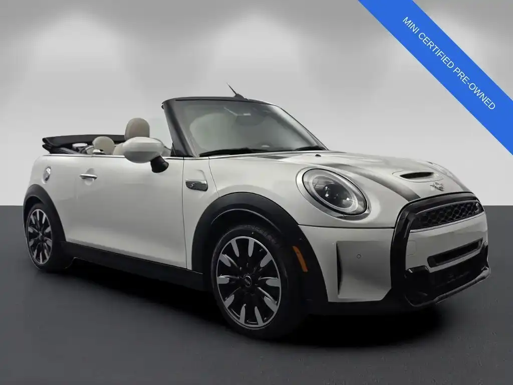 2024 MINI Convertible Cooper S's photo