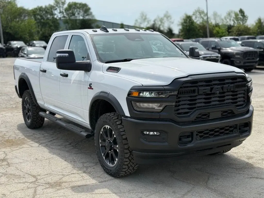 2026 RAM 2500 Tradesman/Warlock 4WD Crew Cab SWB photo 4