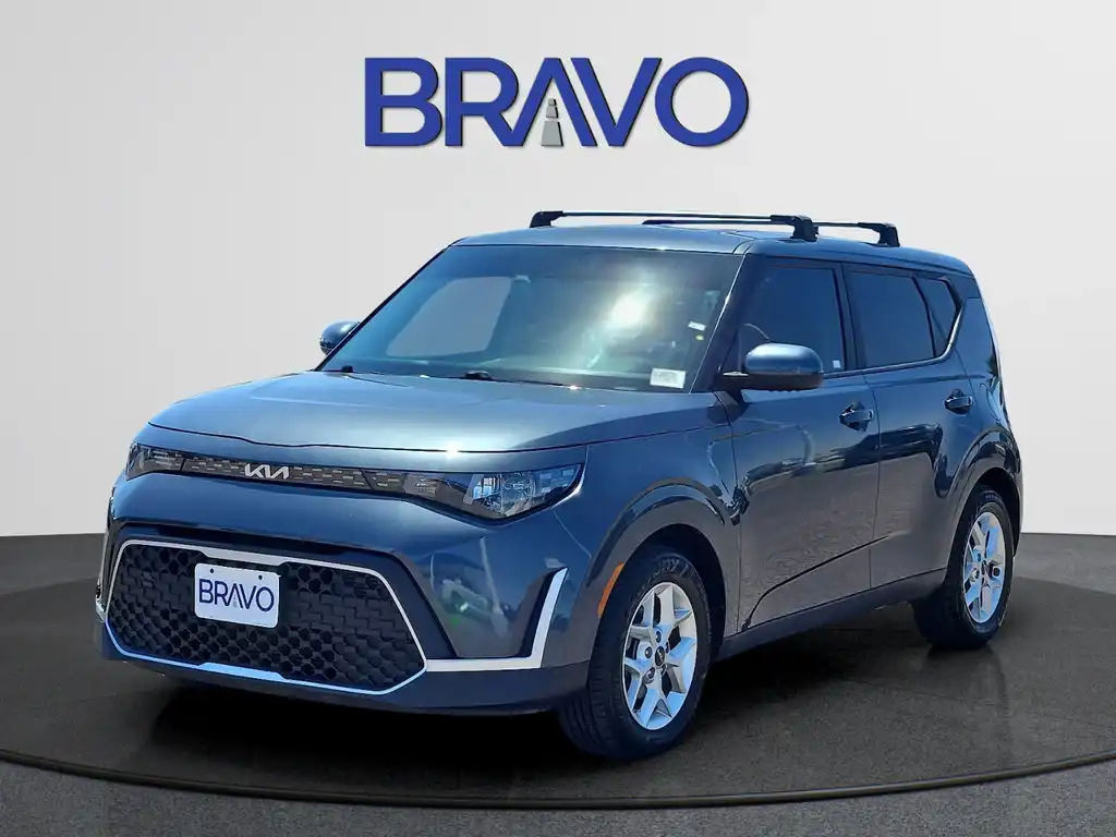 2023 Kia Soul 2.0 LX IVT's photo