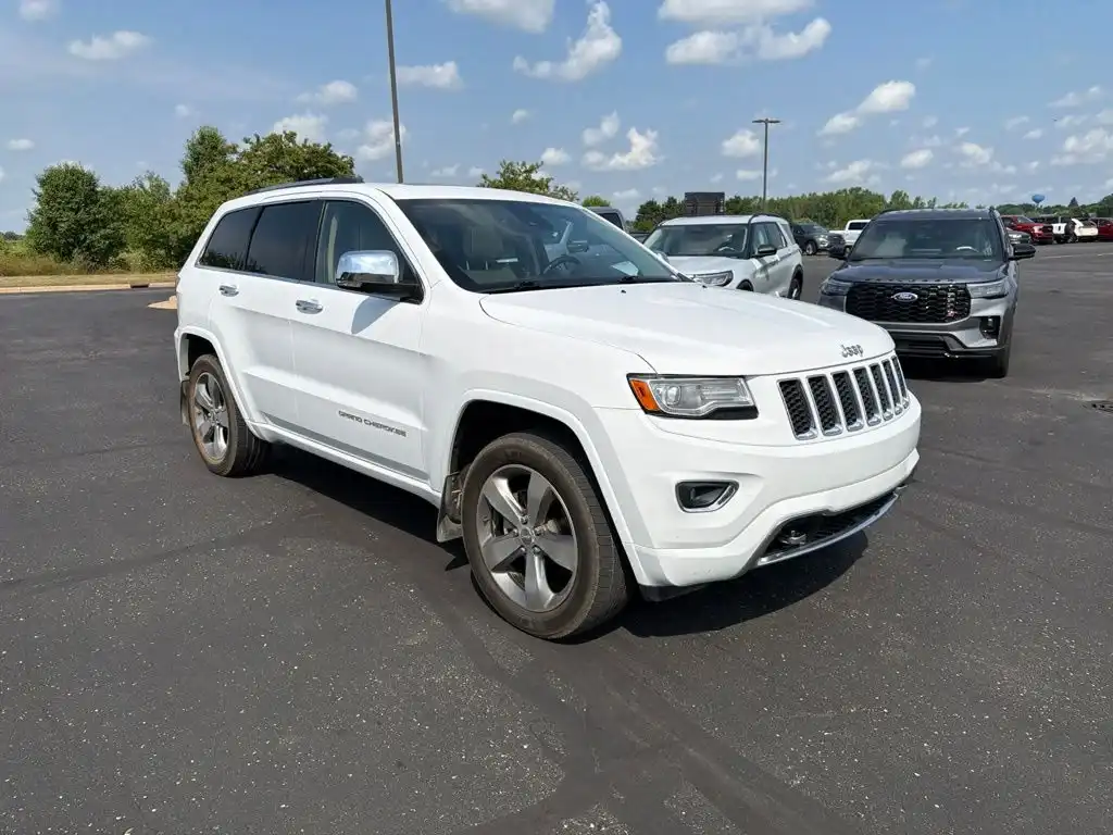 2014 Jeep Grand Cherokee Overland 4WD's photo