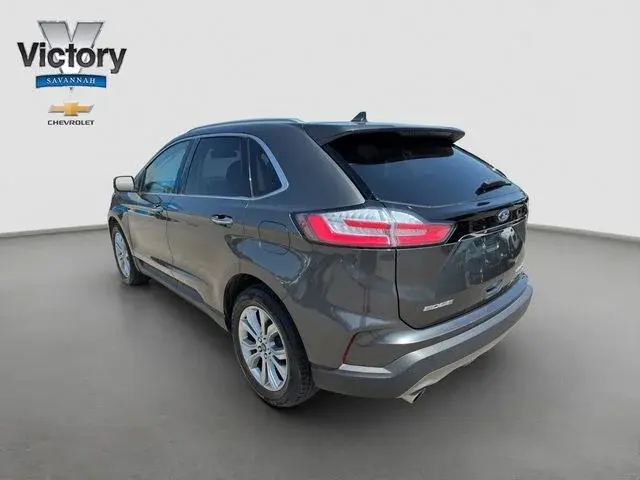2019 Ford Edge Titanium photo 5