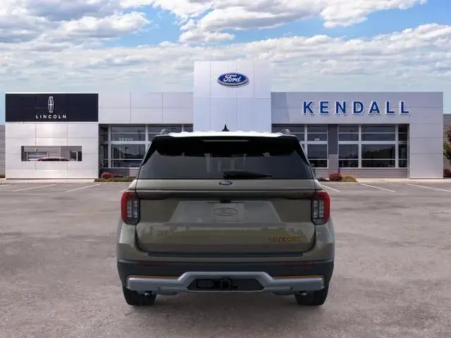 2026 Ford Explorer Tremor 4WD photo 5