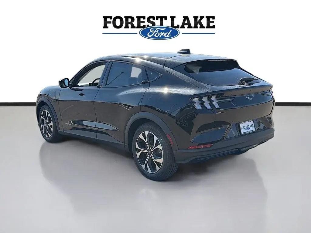 2026 Ford Mustang-Mach-e Select photo 5