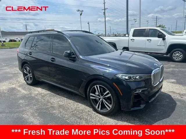 2020 BMW X7 xDrive40i photo 3