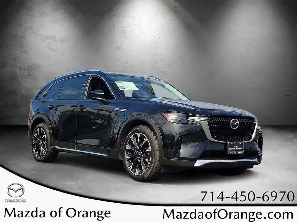 2024 Mazda CX-90 PHEV Premium Package's photo