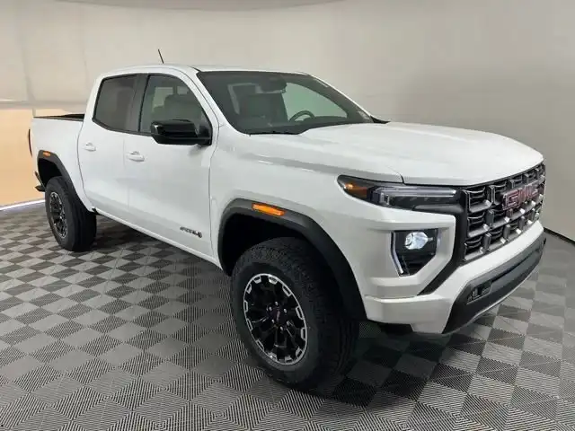 2026 GMC Canyon 4WD AT4 Crew Cab Short Box's photo