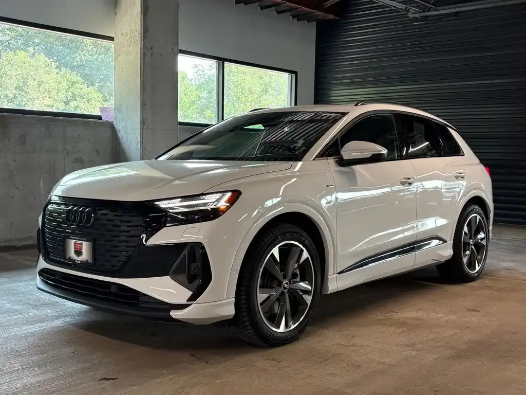 2024 Audi Q4 e-tron 55 Prestige quattro's photo