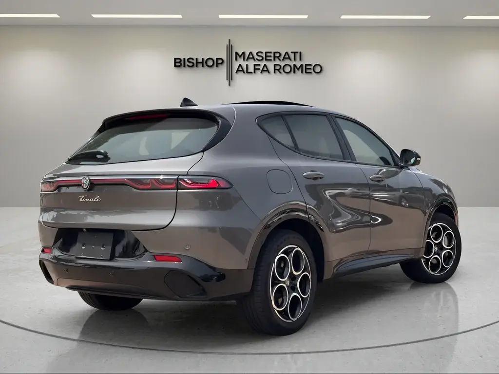2025 Alfa Romeo Tonale 1.3 PHEV photo 5