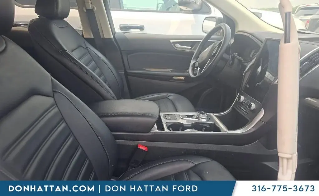 2024 Ford Edge SEL AWD photo 5