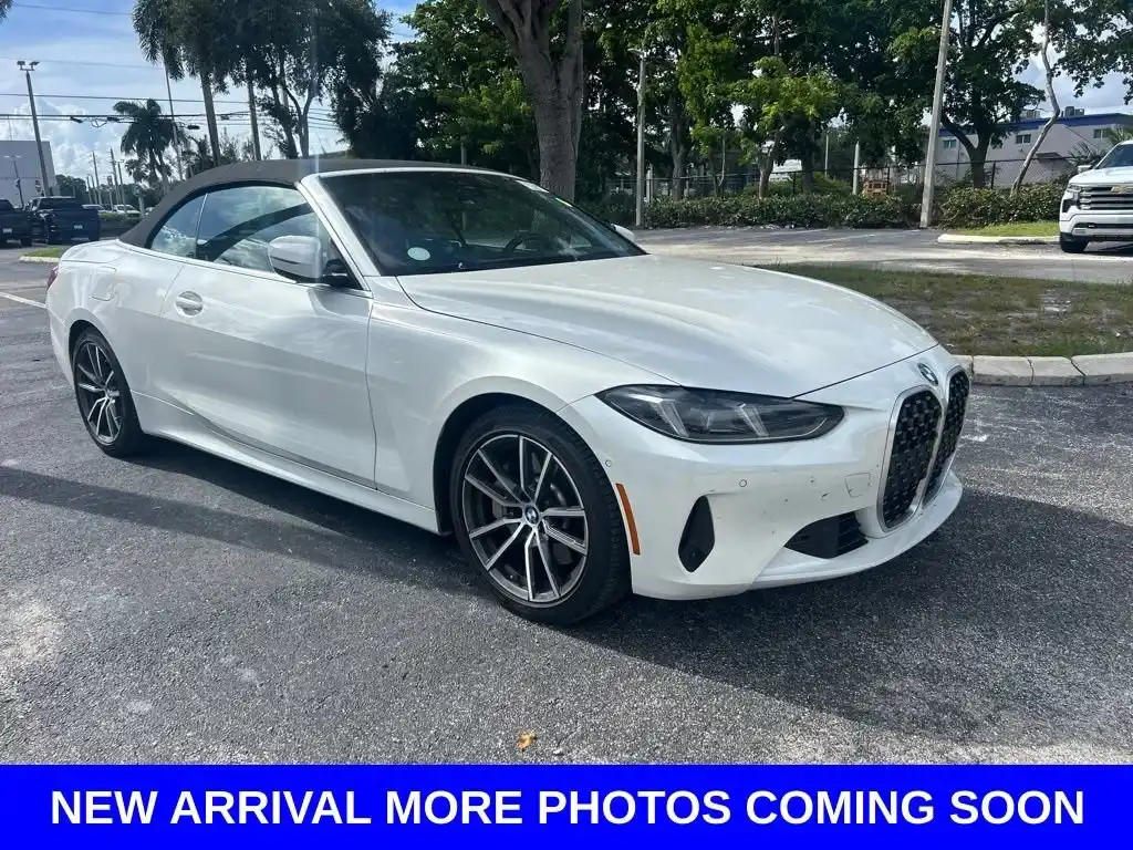 2025 BMW 4 Series 430i Convertible's photo