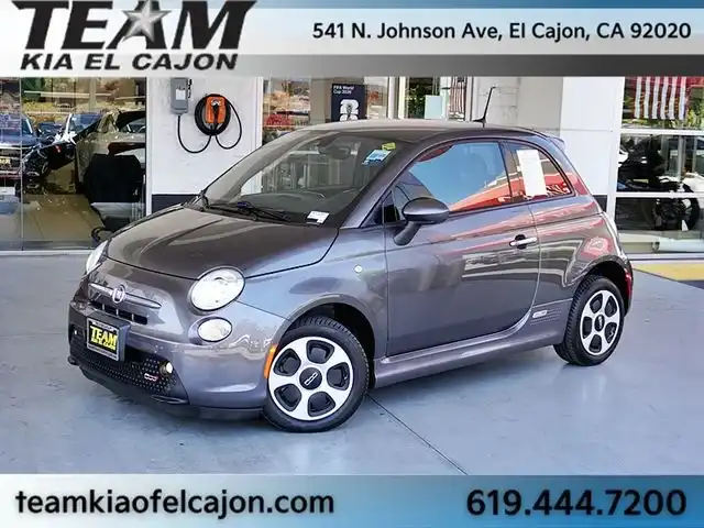 2019 FIAT 500e Battery Electric's photo