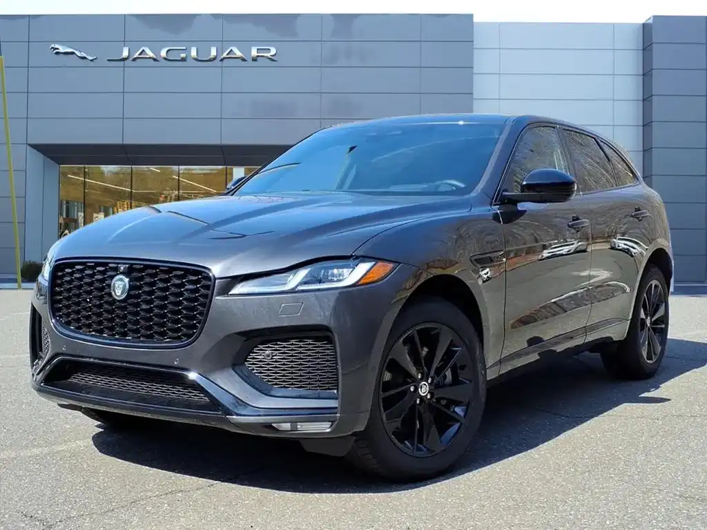 2026 Jaguar F-PACE P400 R-Dynamic S's photo