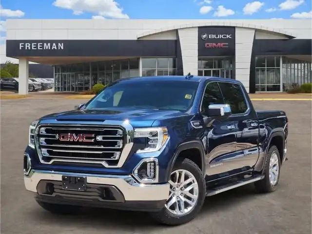 2022 GMC Sierra 4WD Crew Cab Short Box SLT's photo