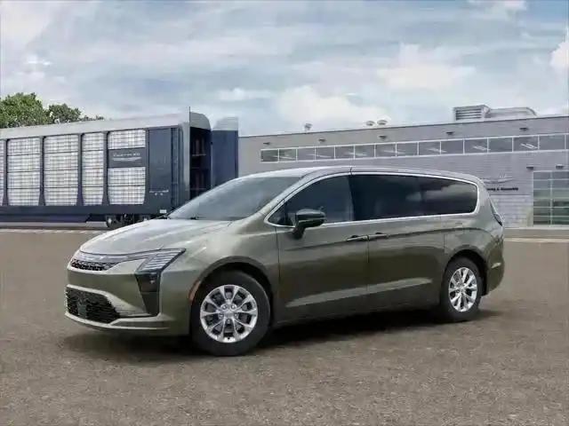 2027 Chrysler Pacifica Select AWD's photo