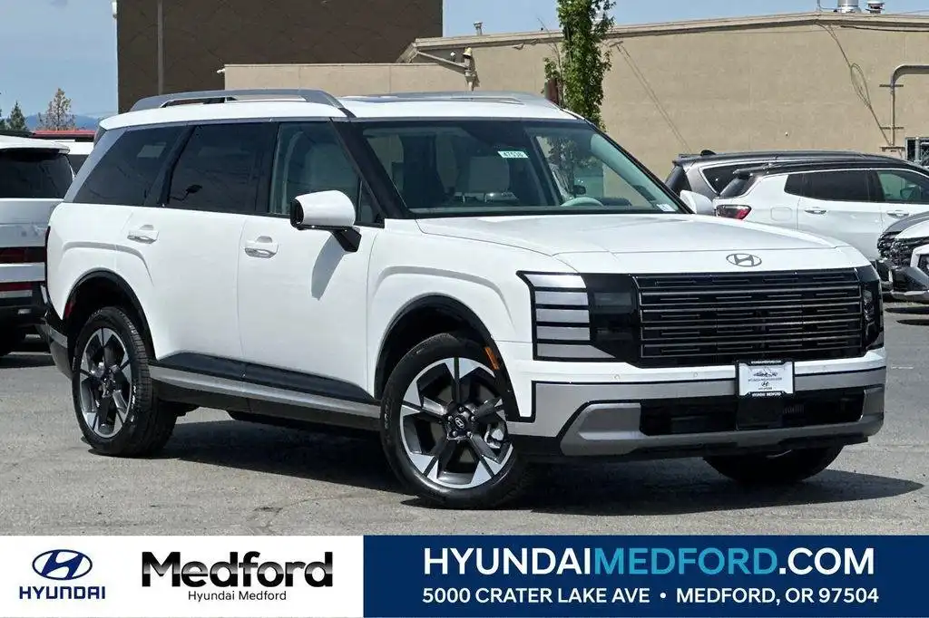2026 Hyundai Palisade Limited Hybrid AWD's photo