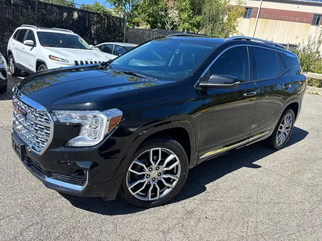 2023 GMC Terrain Denali AWD's photo