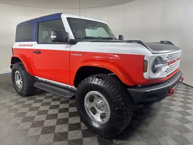 2025 Ford Bronco Stroppe 4x4's photo