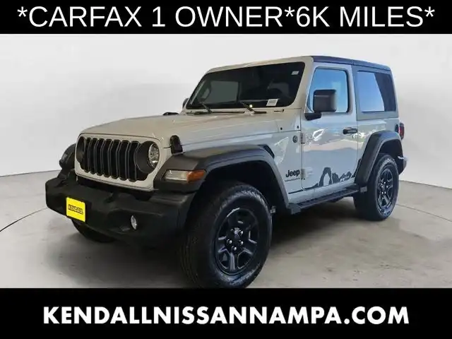 2025 Jeep Wrangler Sport's photo