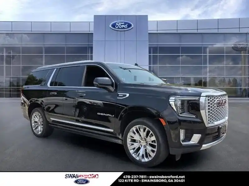 2022 GMC Yukon Denali AWD's photo
