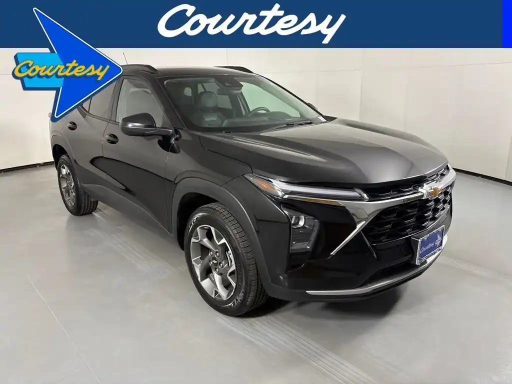 2024 Chevrolet Trax LT's photo