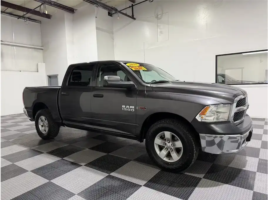 2018 RAM 1500 Tradesman 4WD Crew Cab 5'7's photo