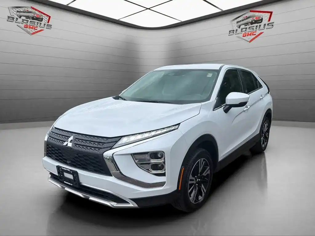 2025 Mitsubishi Eclipse Cross SE S-AWC's photo