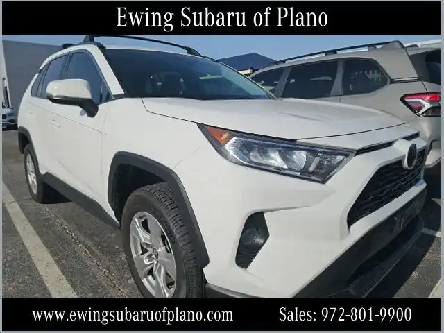 2019 Toyota RAV4 XLE FWD's photo
