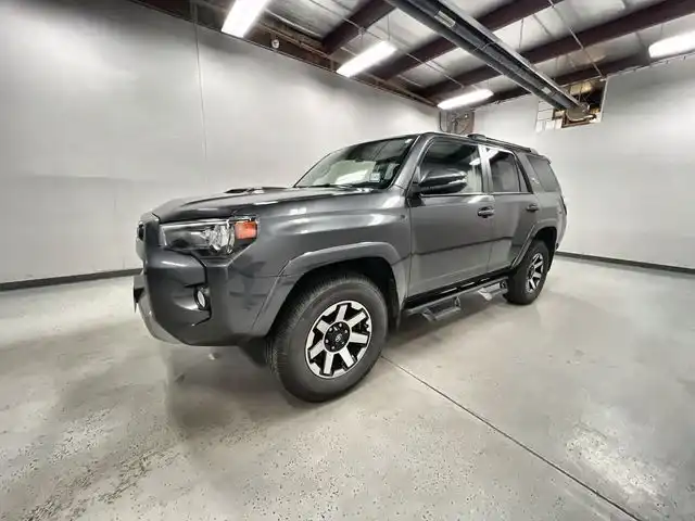 2020 Toyota 4Runner Off-Road 4WD V6's photo