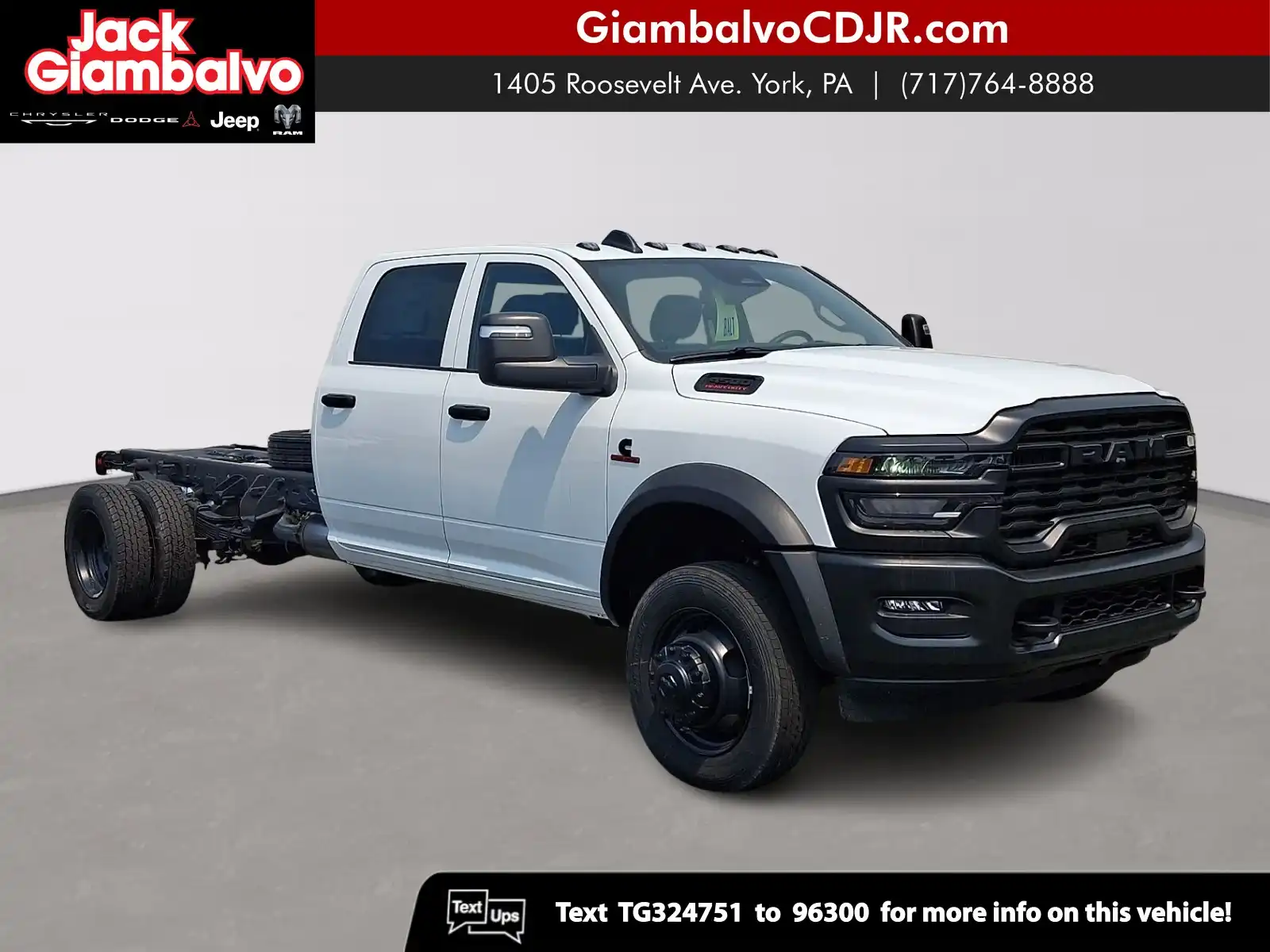 2026 RAM 4500 Tradesman 4X4 Crew Cab DRW 197" WB's photo