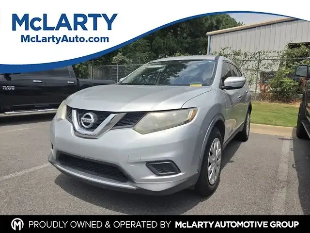 2015 Nissan Rogue S FWD's photo