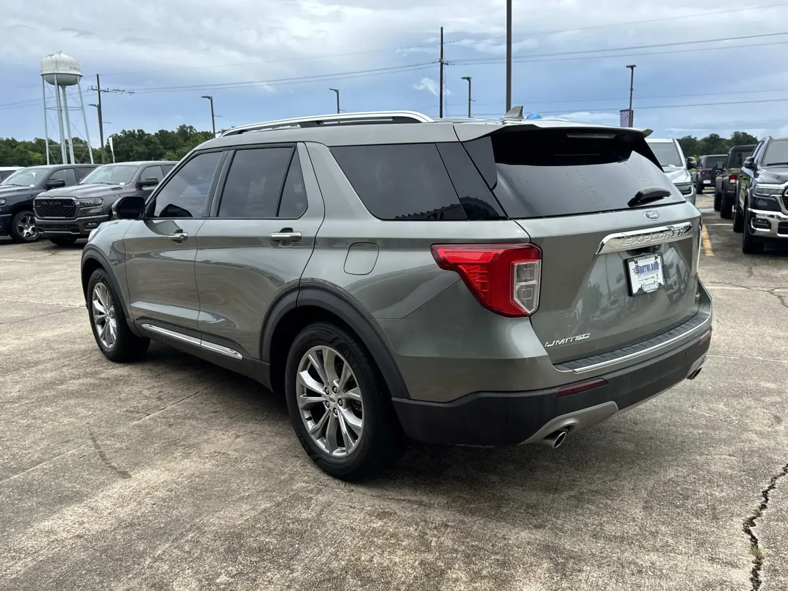 2020 Ford Explorer Limited RWD photo 5