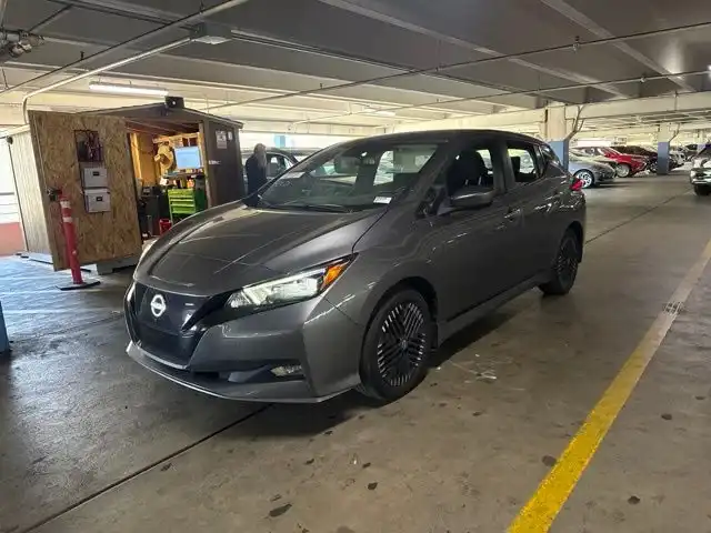 2024 Nissan Leaf SV PLUS's photo