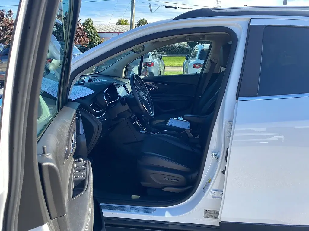 2019 Buick Encore Preferred photo 3