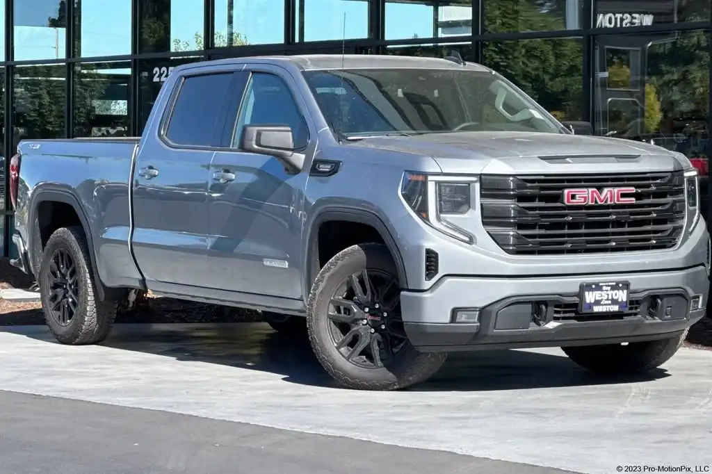 2026 GMC Sierra 4WD Crew Cab Short Box Elevation's photo