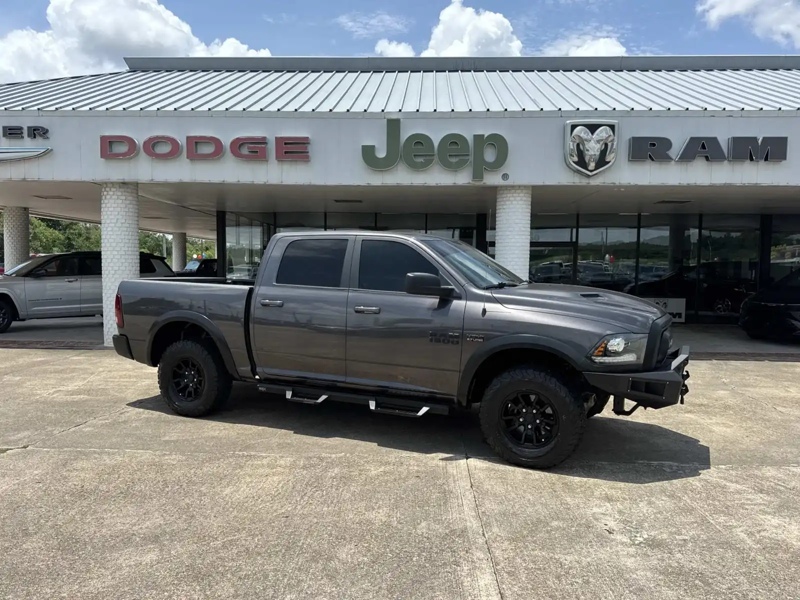2018 RAM 1500 Rebel 4x4 Crew Cab 5'7's photo