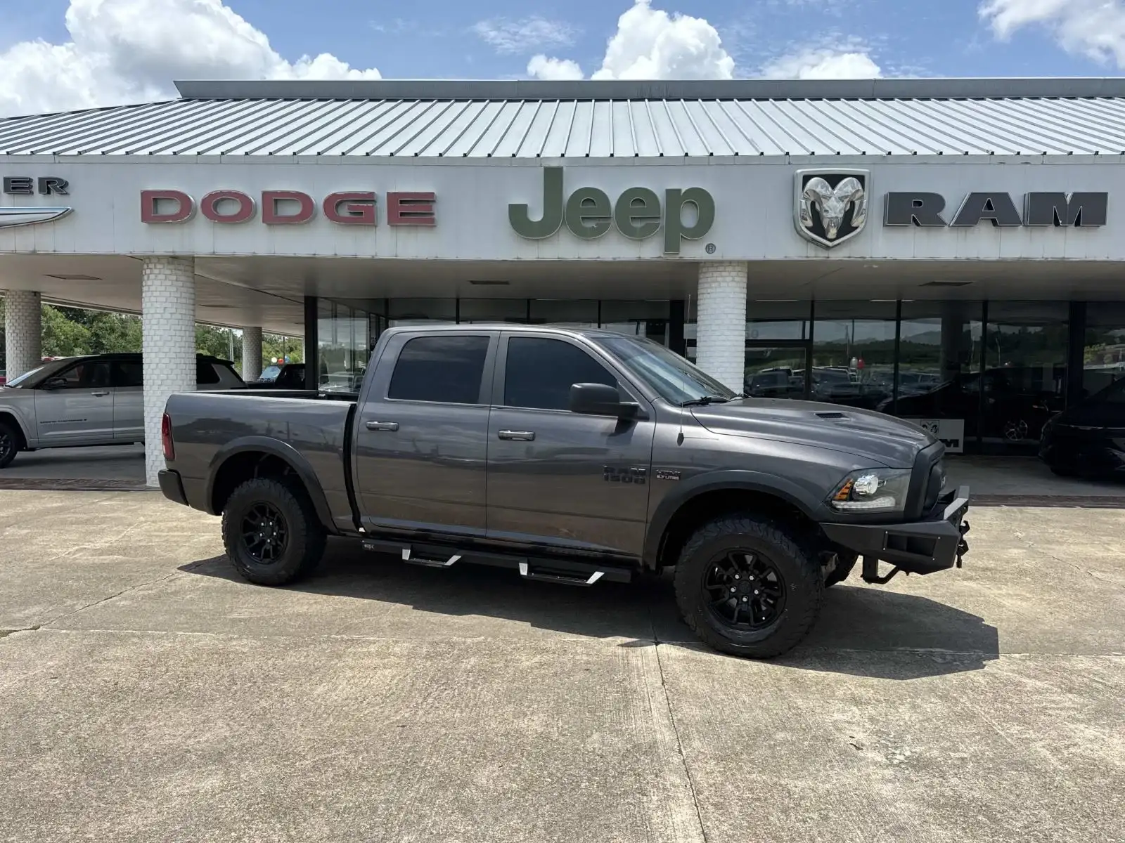 2018 RAM 1500 Rebel 4x4 Crew Cab 5'7's photo