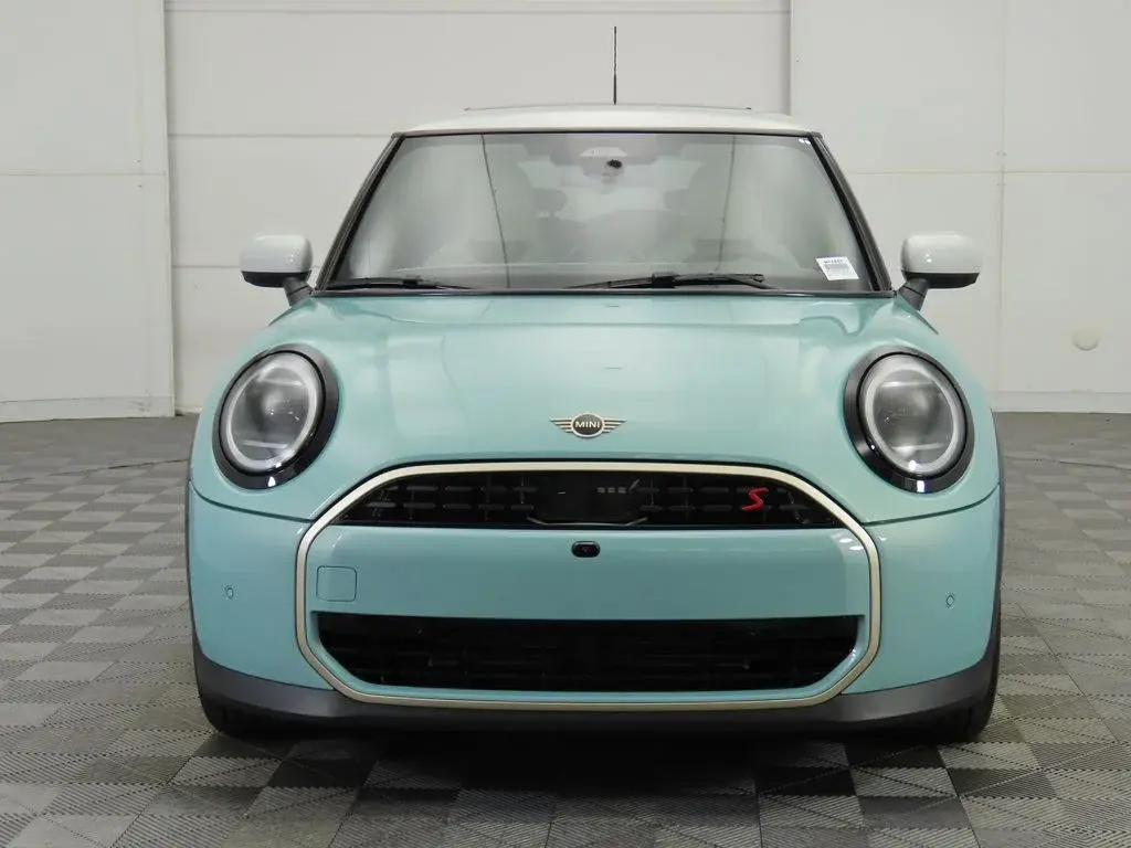 2026 MINI Hardtop Cooper S photo 4