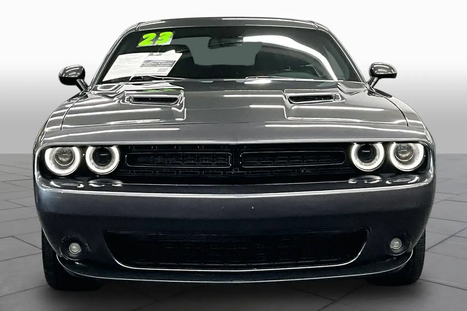 2023 Dodge Challenger SXT Auto photo 3