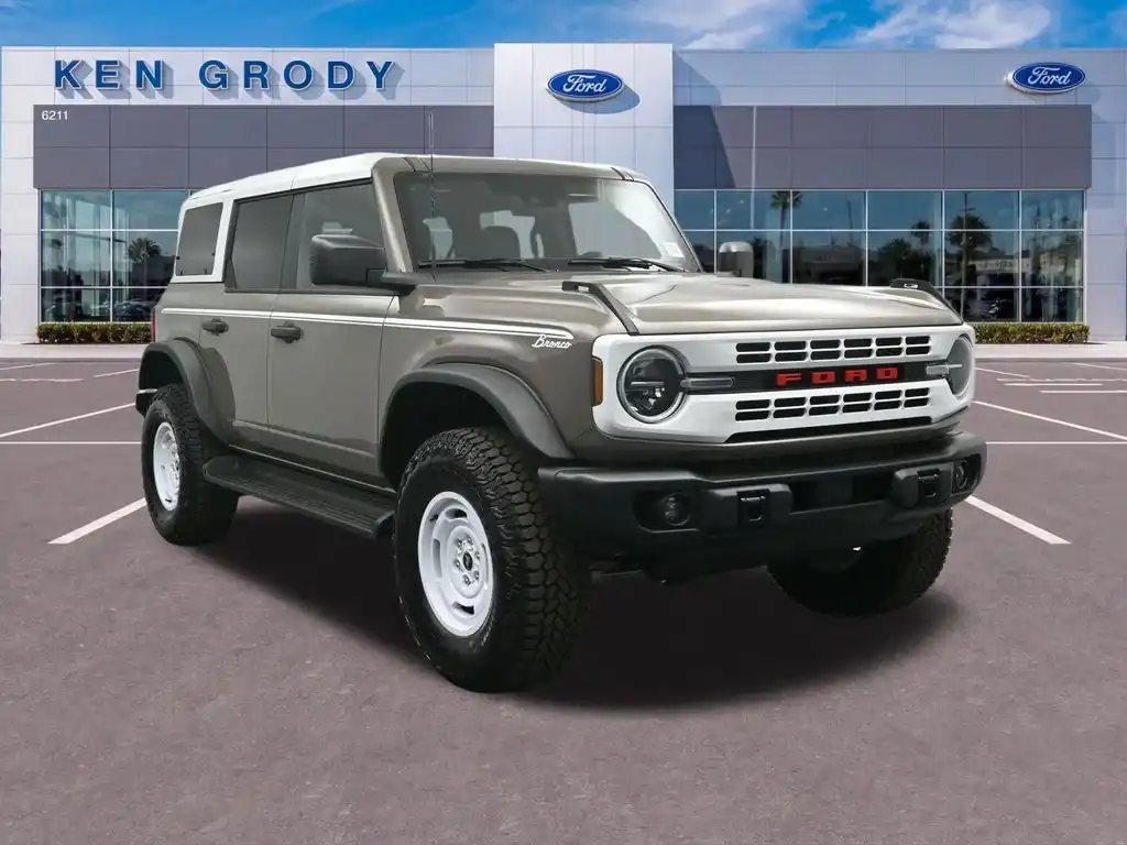 2026 Ford Bronco Heritage Edition 4WD's photo