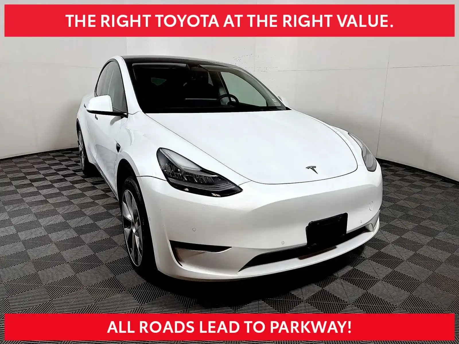 2022 Tesla Model Y Long Range Dual Motor All-Wheel Drive's photo