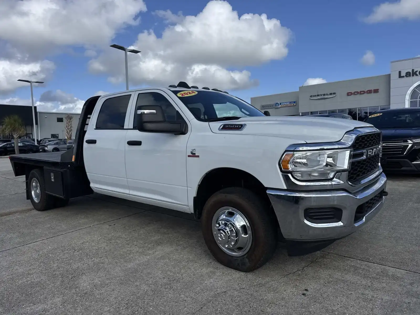 2024 RAM 3500 Tradesman 4X4 Crew Cab's photo