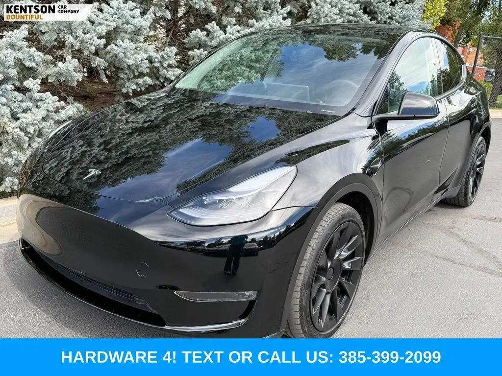 2023 Tesla Model Y Long Range Dual Motor AWD photo 3