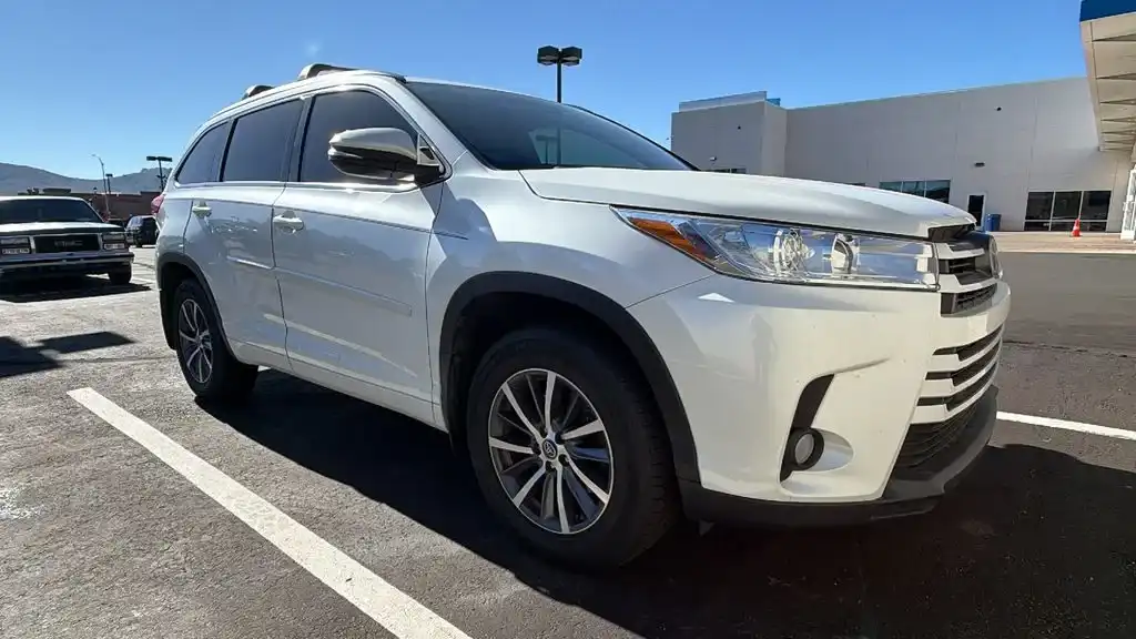 2017 Toyota Highlander XLE 4x4 V6's photo