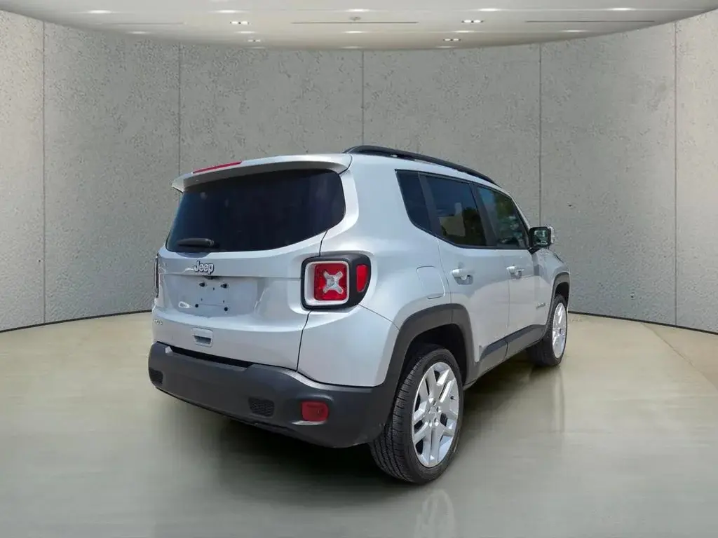 2021 Jeep Renegade Islander 4x4 photo 5
