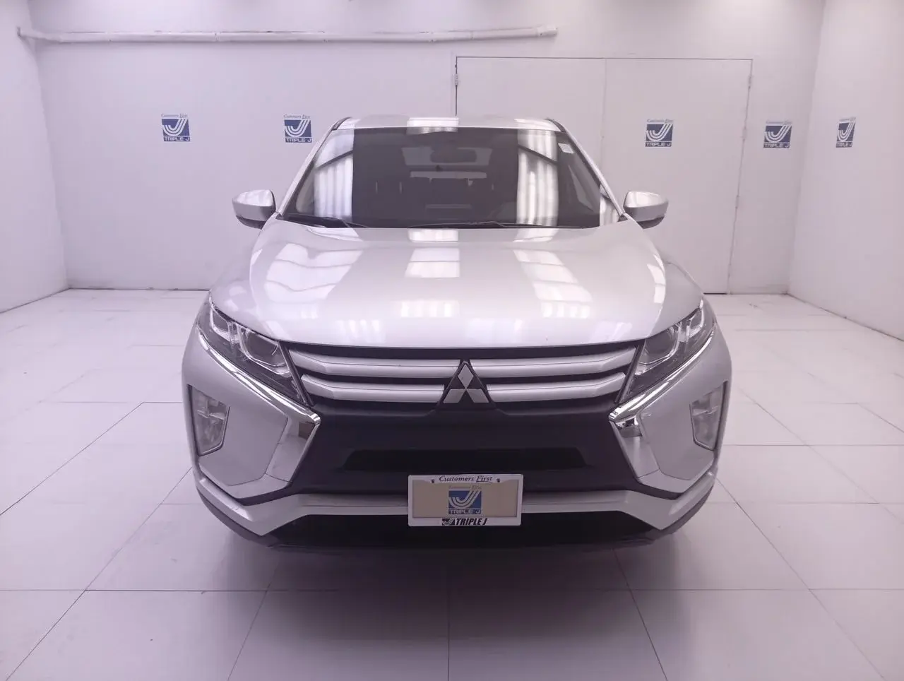 2019 Mitsubishi Eclipse Cross undefined photo 3