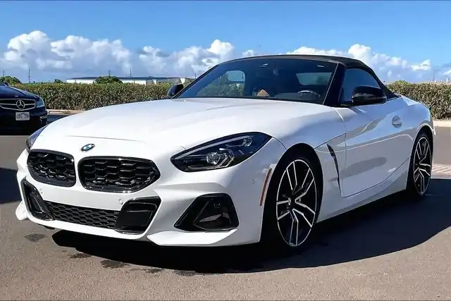 2023 BMW Z4 M40i's photo