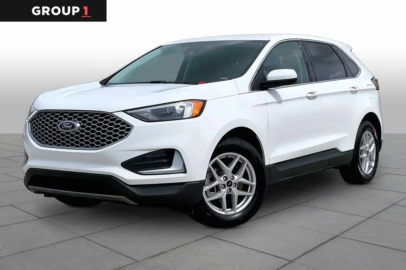 2024 Ford Edge SEL AWD's photo